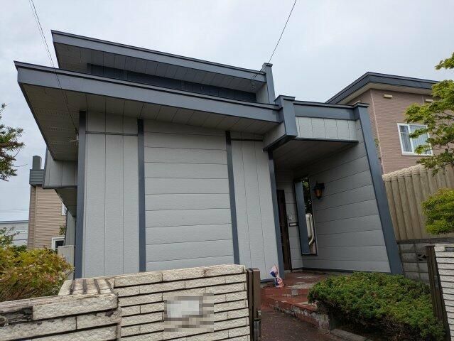 4LDK House for Sale in Ebetsu, Hokkaido with Garden - Thumbnail 2