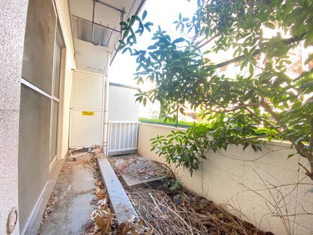 3DK Apartment for Sale near Ogu Station, Arakawa, Tokyo - Thumbnail 2