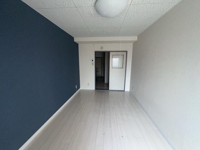 1K Apartment for Rent in Toyama City, Near Shinjo-Tanaka Station - Thumbnail 4