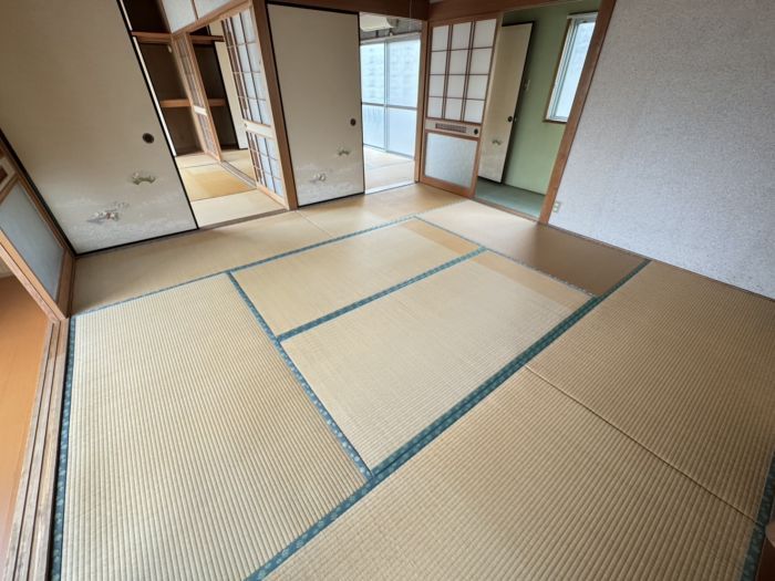 Vacant 11DK House for Sale in Miyoshi City, Tokushima - Thumbnail 4