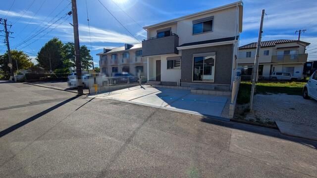 New 4LDK House for Sale in Okazaki, Aichi - 2025 Build - Thumbnail 2