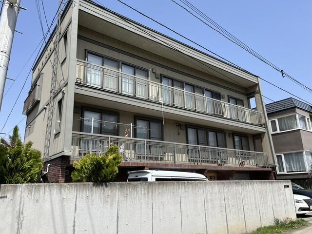 7SLDK Family Home with Garage Near Otaru Chikko Station - Thumbnail 3