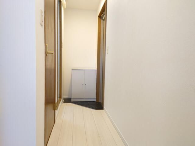 1K Apartment for Rent in Nishiyodogawa, Osaka - 43,000 Yen - Thumbnail 2