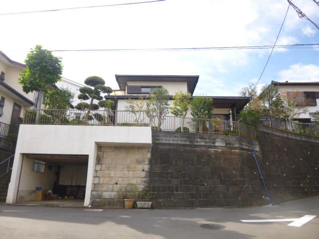 4LDK Detached House for Sale in Tsukimino, Yamato - Thumbnail 2