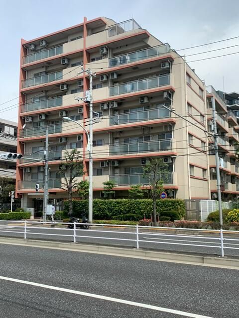 2LDK Apartment for Sale in Itabashi, Tokyo - 53.94 sqm - Thumbnail 2