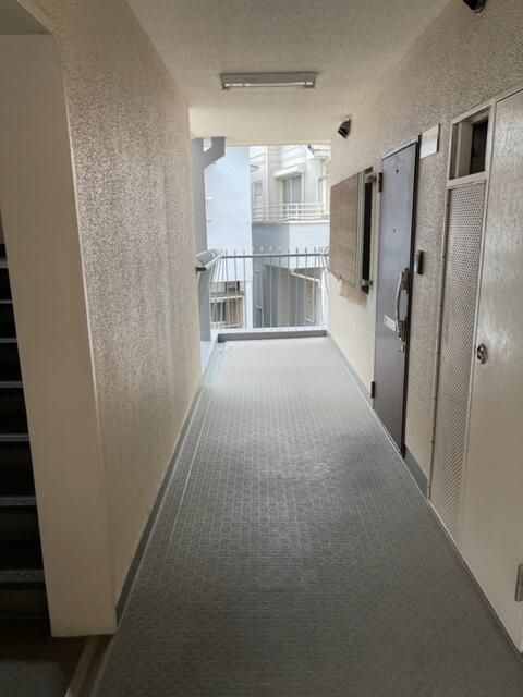 2LDK Investment Apartment in Sakai with 10.4% Yield - Thumbnail 3