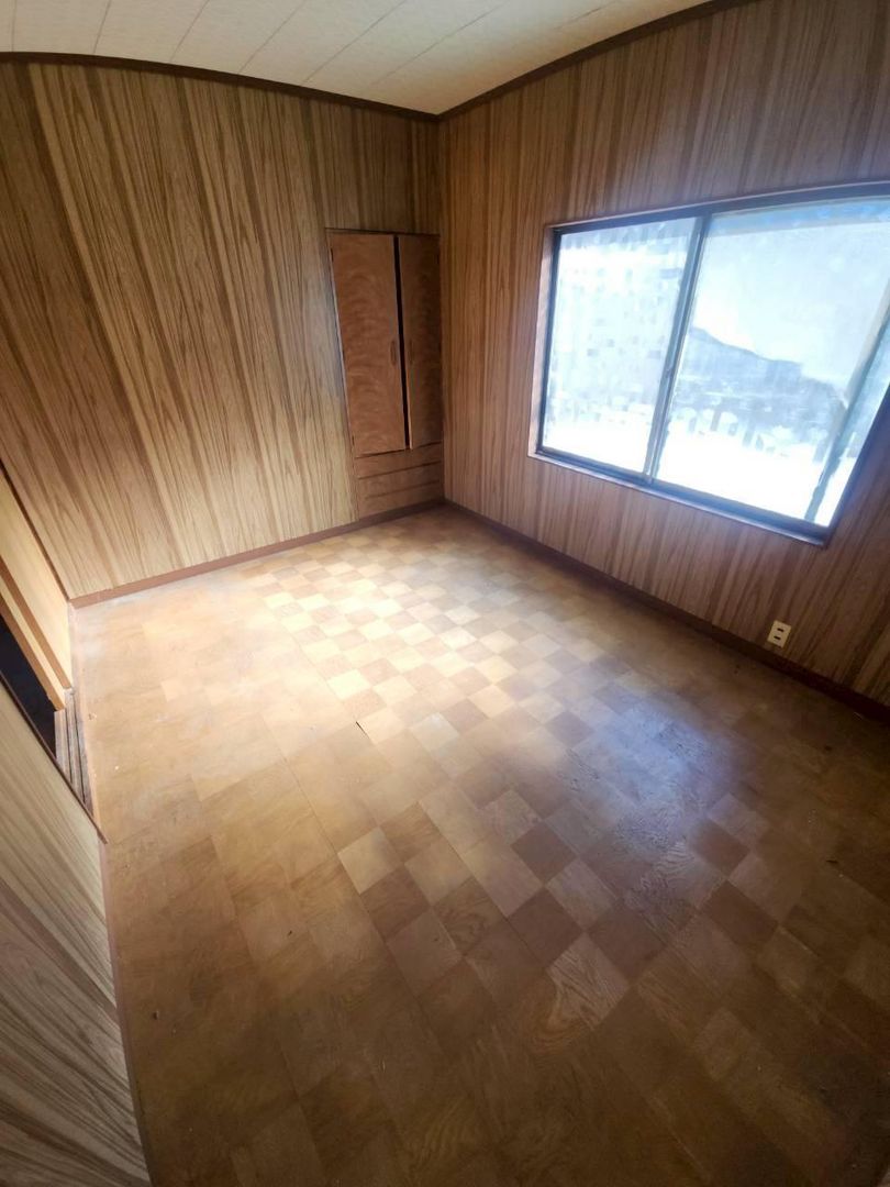 3DK Wooden House for Sale in Monzen-cho, Fukui City - Thumbnail 3