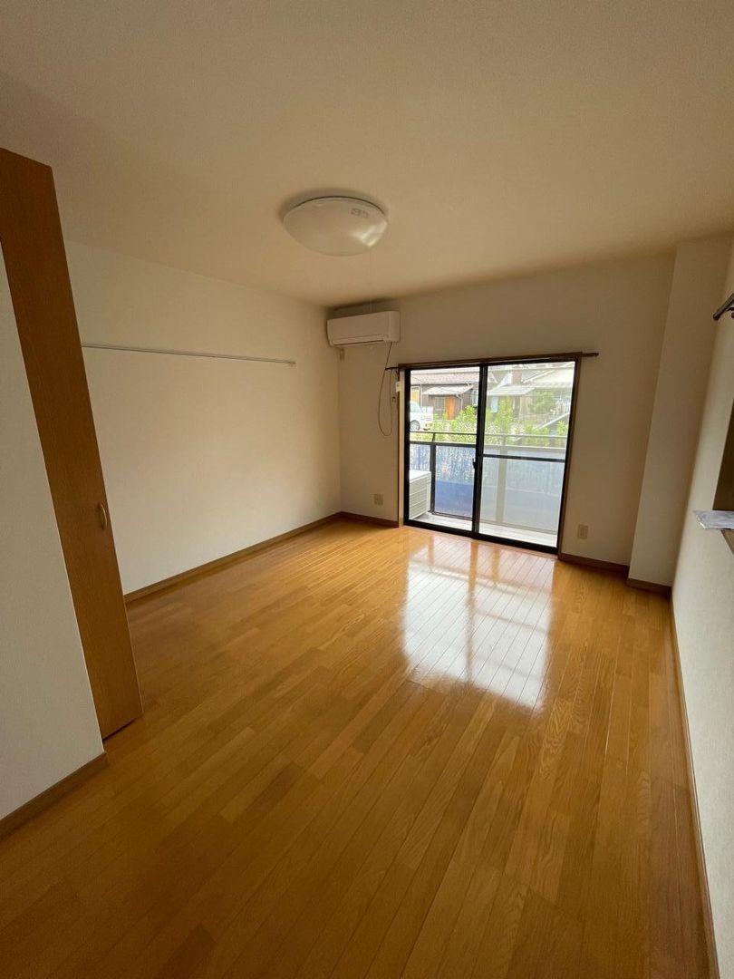 Gran Shario 105 1K Apartment for Rent in Tottori City - Thumbnail 2