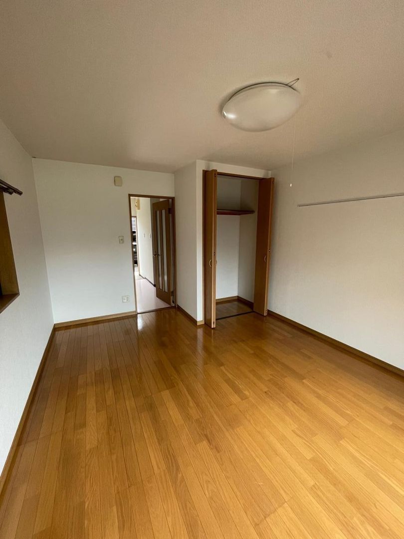 Gran Shario 105 1K Apartment for Rent in Tottori City - Thumbnail 3