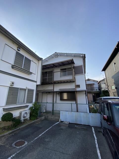 4DK House for Sale with Garden in Osaka Sayama City - Thumbnail 3