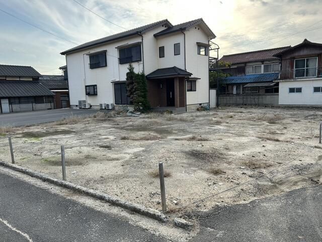 4LDK Detached House for Sale in Imabari, Ehime - Thumbnail 2