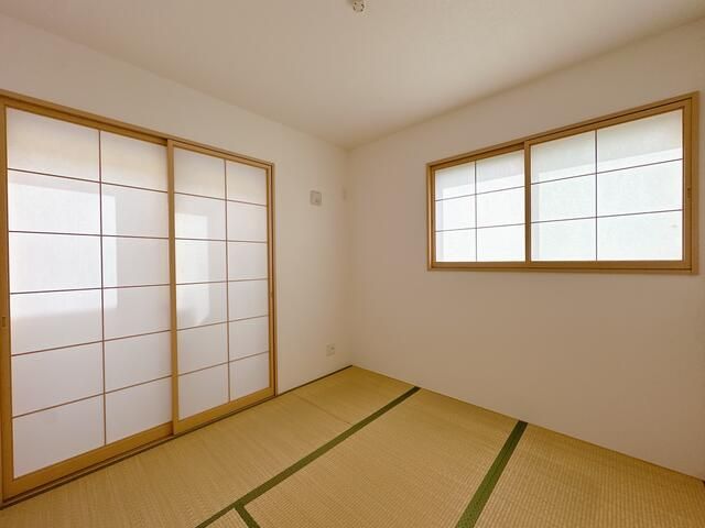 Modern 4LDK Detached House for Sale in Nakagawa, Nagoya - Image 1