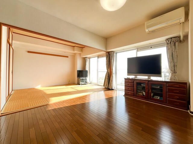 2LDK Resort Condo with Hot Spring & Pool in Miyazu, Kyoto - Thumbnail 2