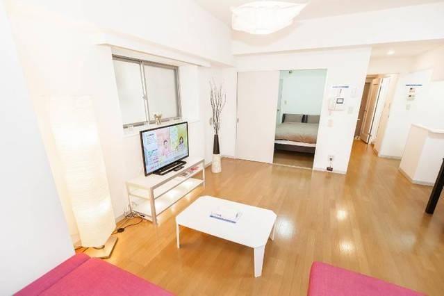 2LDK Apartment for Sale in Ueno, Tokyo - 67 sqm - Thumbnail 4