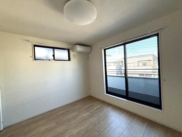 Modern 5LDK House in Samukawa, Kanagawa | 2022 Build - Thumbnail 4
