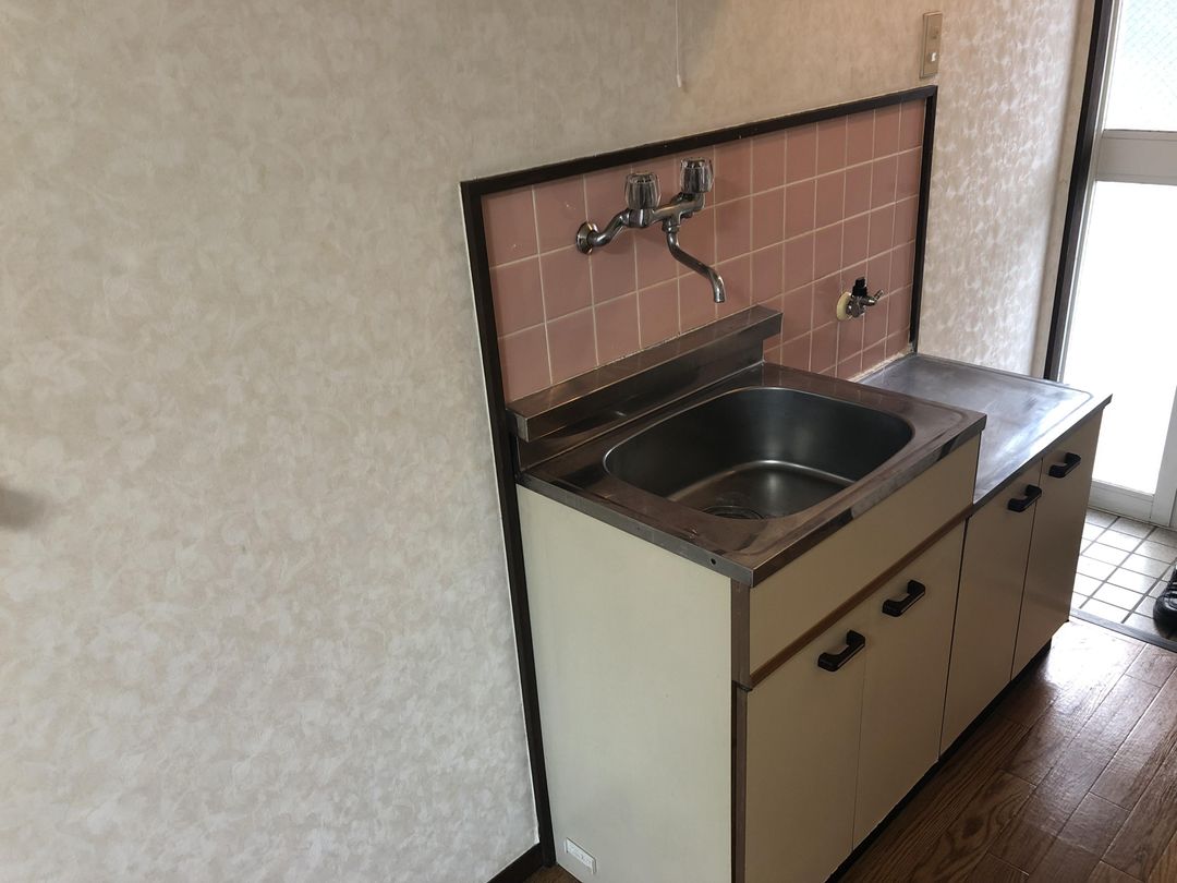 1K Apartment for Rent in Nagasaki City, Nagasaki - Thumbnail 3