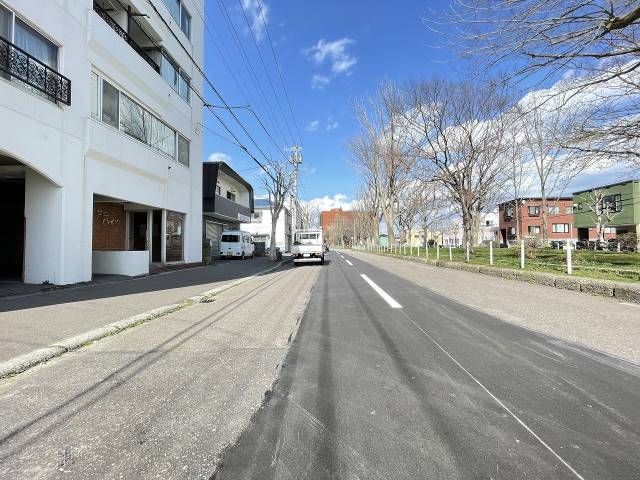 3DK Apartment for Sale in Hakodate, Hokkaido - 48.82 sqm - Thumbnail 2