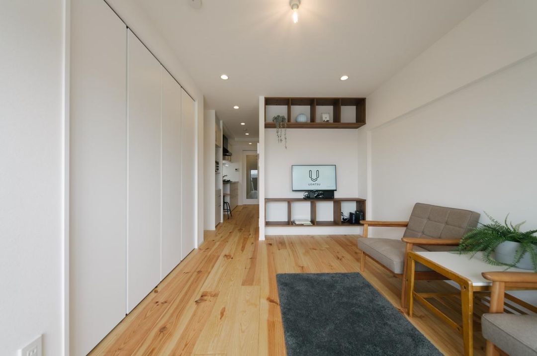 Renovated 1LDK Apartment in Meguro's Ookayama with Views - Thumbnail 4