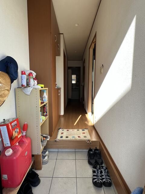 4LDK Detached House in Toyota City Aichi | 2012 Build with Parking - Thumbnail 2