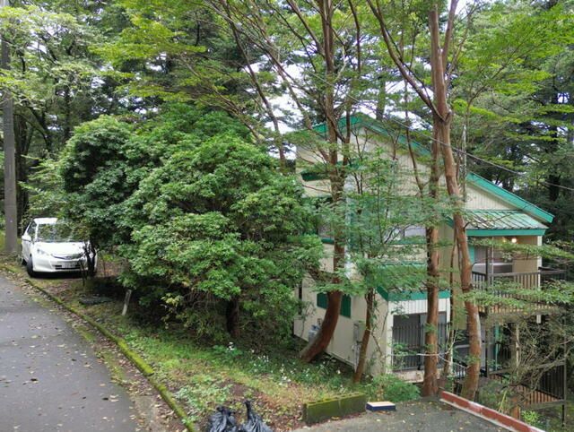 2LDK House for Sale in Izu City, Shizuoka - 539 sqm Land - Thumbnail 2