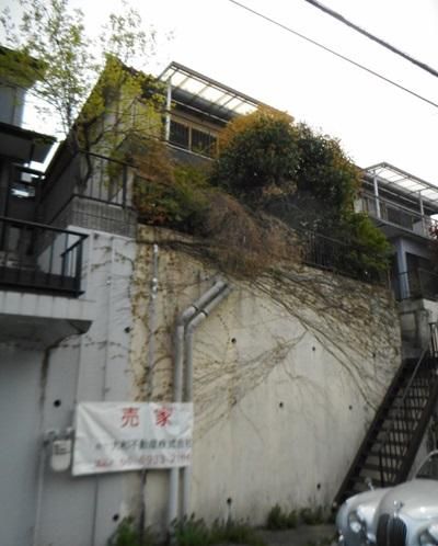 5DK Detached House for Sale in Neyagawa, Osaka with Land - Thumbnail 3