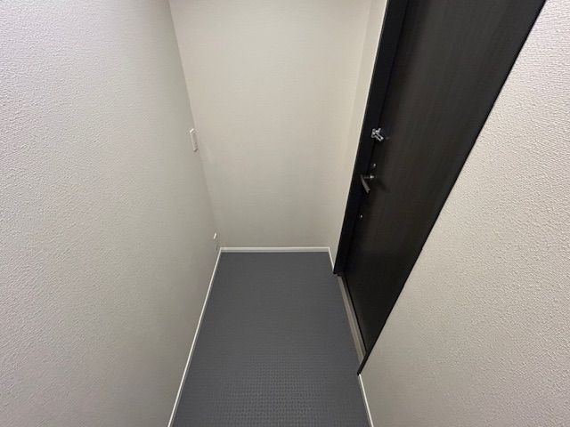 Hebel Maison Takamiya 303 Studio Apartment for Rent in Fukuoka - Thumbnail 2