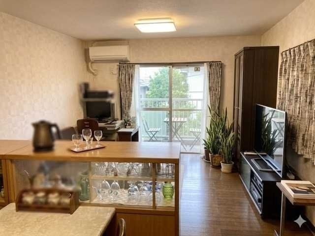 3LDK Apartment for Sale in Urayasu, Chiba Near Shin-Urayasu Station - Thumbnail 2