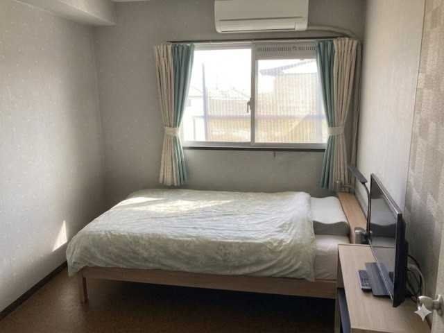 3LDK Apartment for Sale in Urayasu, Chiba Near Shin-Urayasu Station - Thumbnail 4