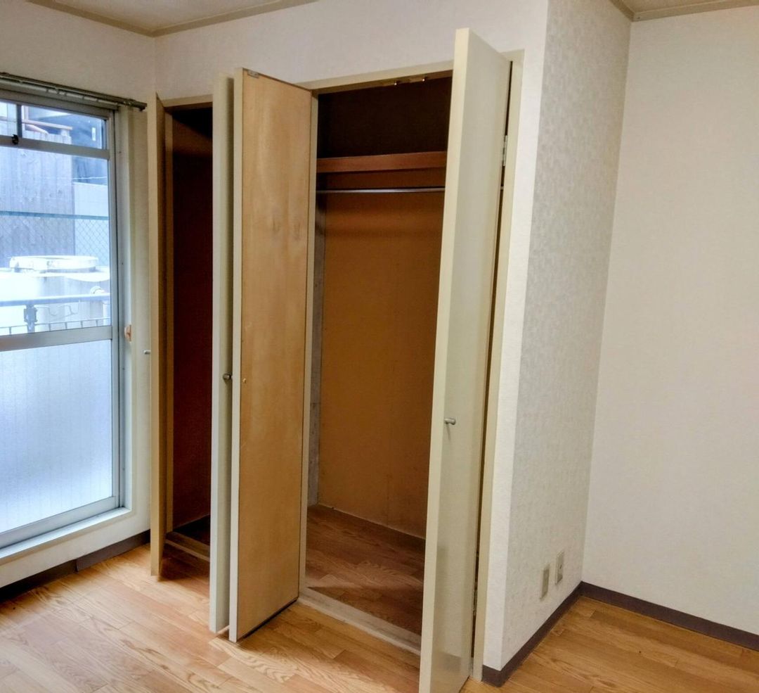 1R Apartment for Rent in Higashisumiyoshi, Osaka | 38,000 Yen - Thumbnail 2