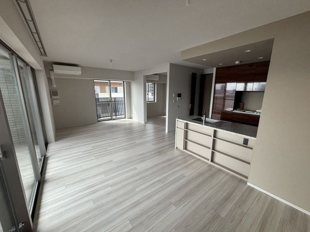 2023-Built 3LDK Apartment in Harumi Flag Park Village, Tokyo - Thumbnail 3