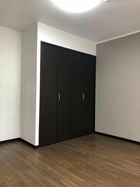 5LDK Apartment for Sale in Takadanobaba, Shinjuku, Tokyo - Thumbnail 4