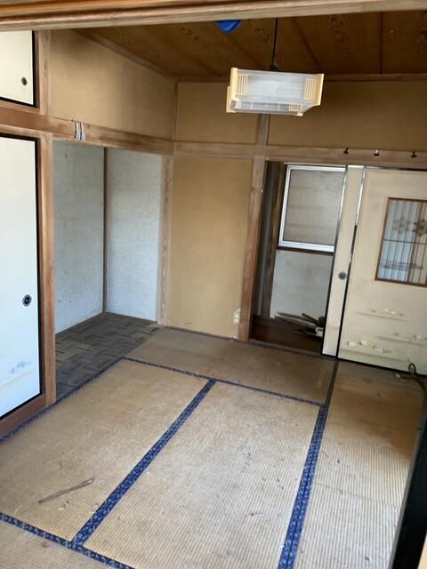 3K Detached House for Sale Near Hon-Choshi Station, Choshi - Thumbnail 2