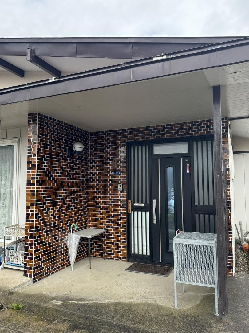 1970 2LDK House for Sale in Hakodate, Hokkaido - Thumbnail 2