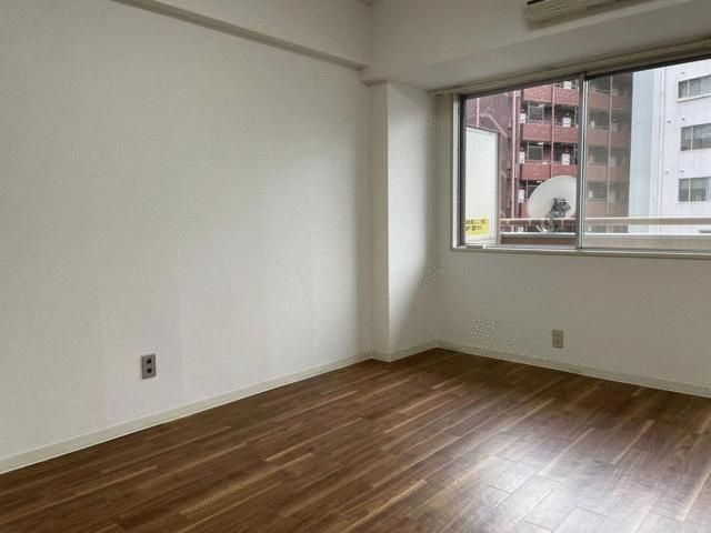 Studio Apartment for Sale in Shinjuku, Tokyo - Investment Property - Thumbnail 3