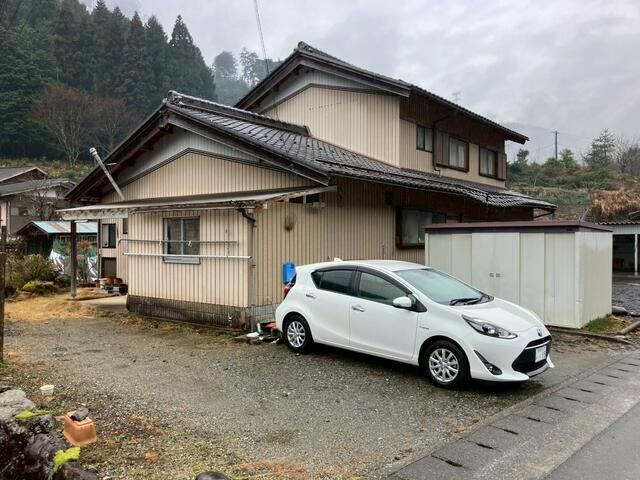 8DK Detached House for Sale in Yamagata City, Gifu - Thumbnail 4