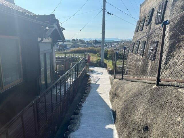 3DK Hilltop House for Sale in Tokoname, Aichi - Thumbnail 2