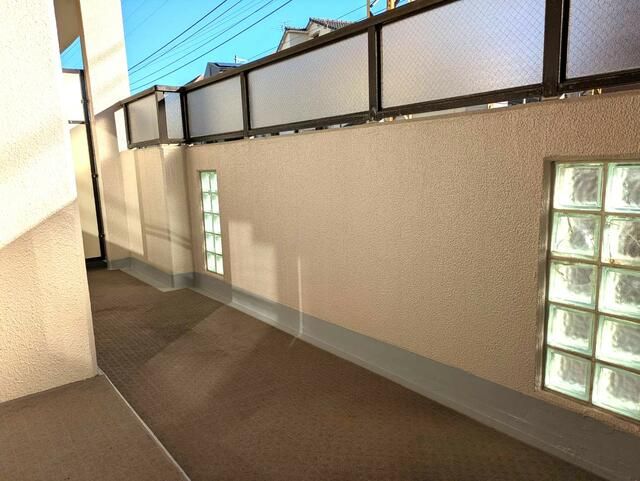 3DK Apartment for Sale in Tezukayama, Osaka with Renovation Option - Thumbnail 2