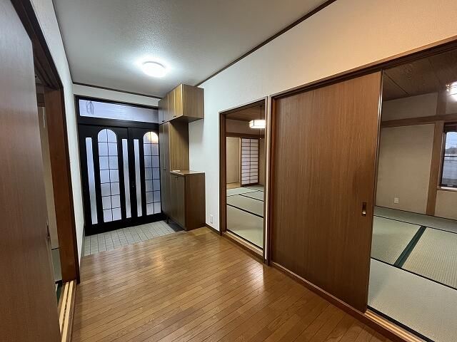 Renovated 5LDK House on 150 Tsubo Land in Shimotsuma, Ibaraki - Thumbnail 4