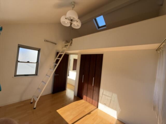 4LDK House with Mount Fuji View in Yokohama's Suzukino - Thumbnail 4