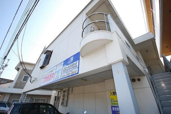 1K Apartment for Rent in Tokushima City, Near Shikoku University - Image 1