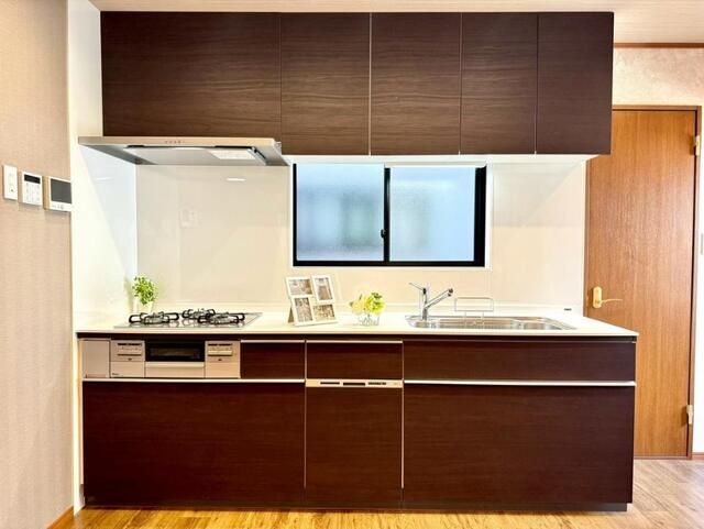 Renovated 3LDK House for Sale in Abeno, Osaka - Image 1