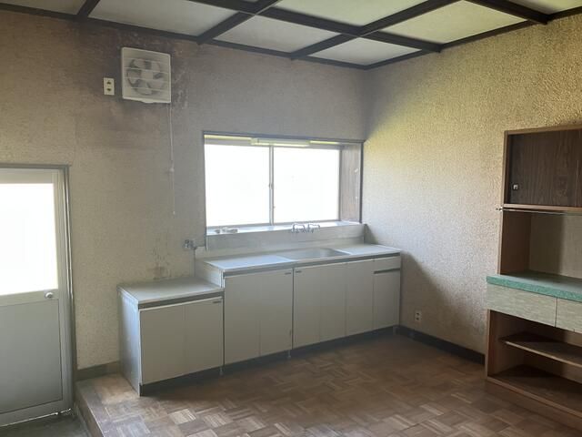 3DK Used House for Sale in Kurobe, Toyama – 132.59 sqm - Thumbnail 2