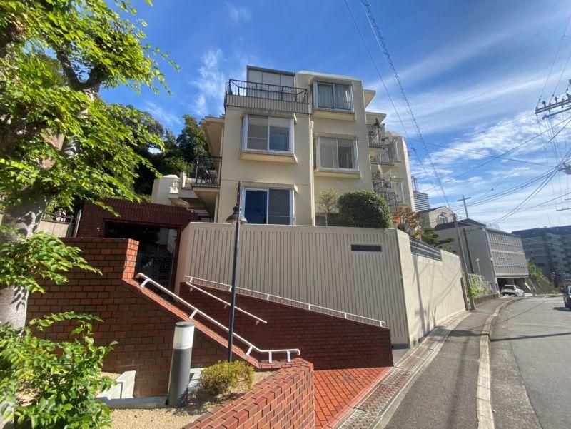 4LDK Apartment for Sale near JR Takatsuki Station, Osaka - Thumbnail 3