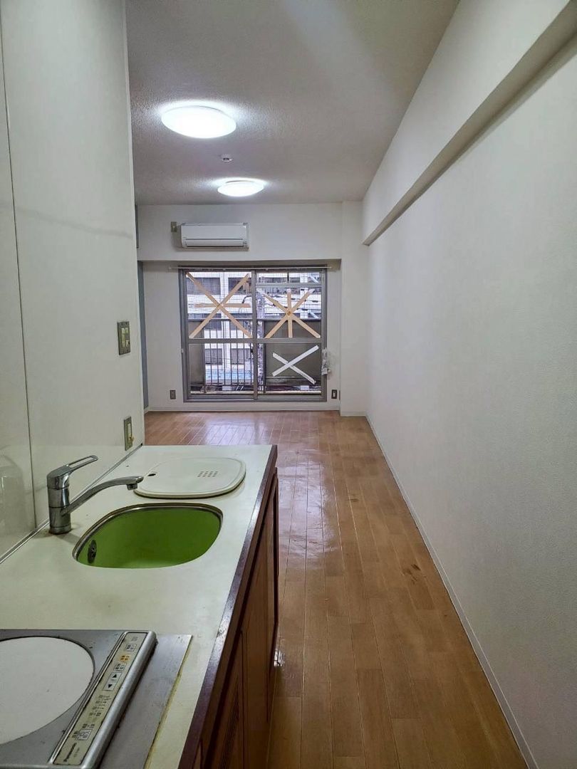 Renovated Studio Apartment for Sale in Central Matsuyama - Thumbnail 3