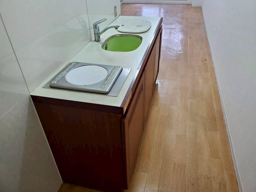 Renovated Studio Apartment for Sale in Central Matsuyama - Thumbnail 4