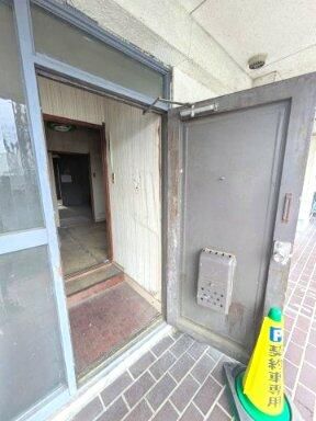 2DK Apartment for Sale in Matsusaka, Mie - First Floor, Near Station - Thumbnail 4