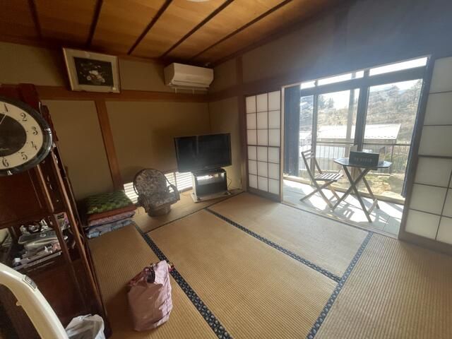 5DK Detached House with Garden for Sale in Ina City, Nagano - Thumbnail 2
