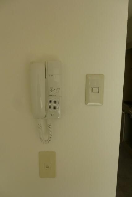 1R Apartment for Rent near Fujiidera Station, Osaka - No Deposit - Thumbnail 4