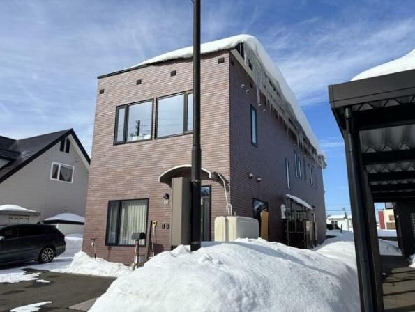 6LDK Two-Story Wooden House for Sale in Ebetsu, Hokkaido - Thumbnail 3