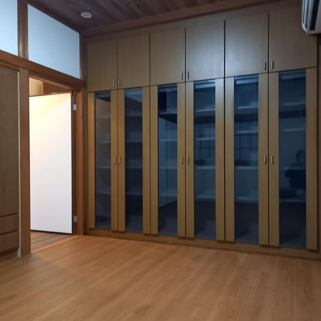 Renovated Yokohama House with Mount Fuji View & 2 Car Parking - Thumbnail 4